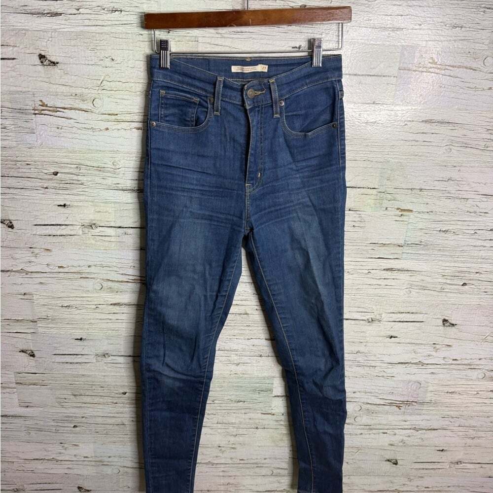 Levi's Women's Dark Blue Skinny Jeans mile high super skinny size 27